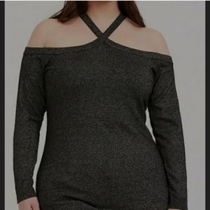 Torrid long sleeve cold shoulder top